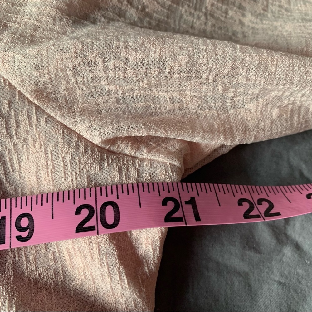 Le Chateau Pink Rouched Long Sleeve Top - Picture 8 of 9